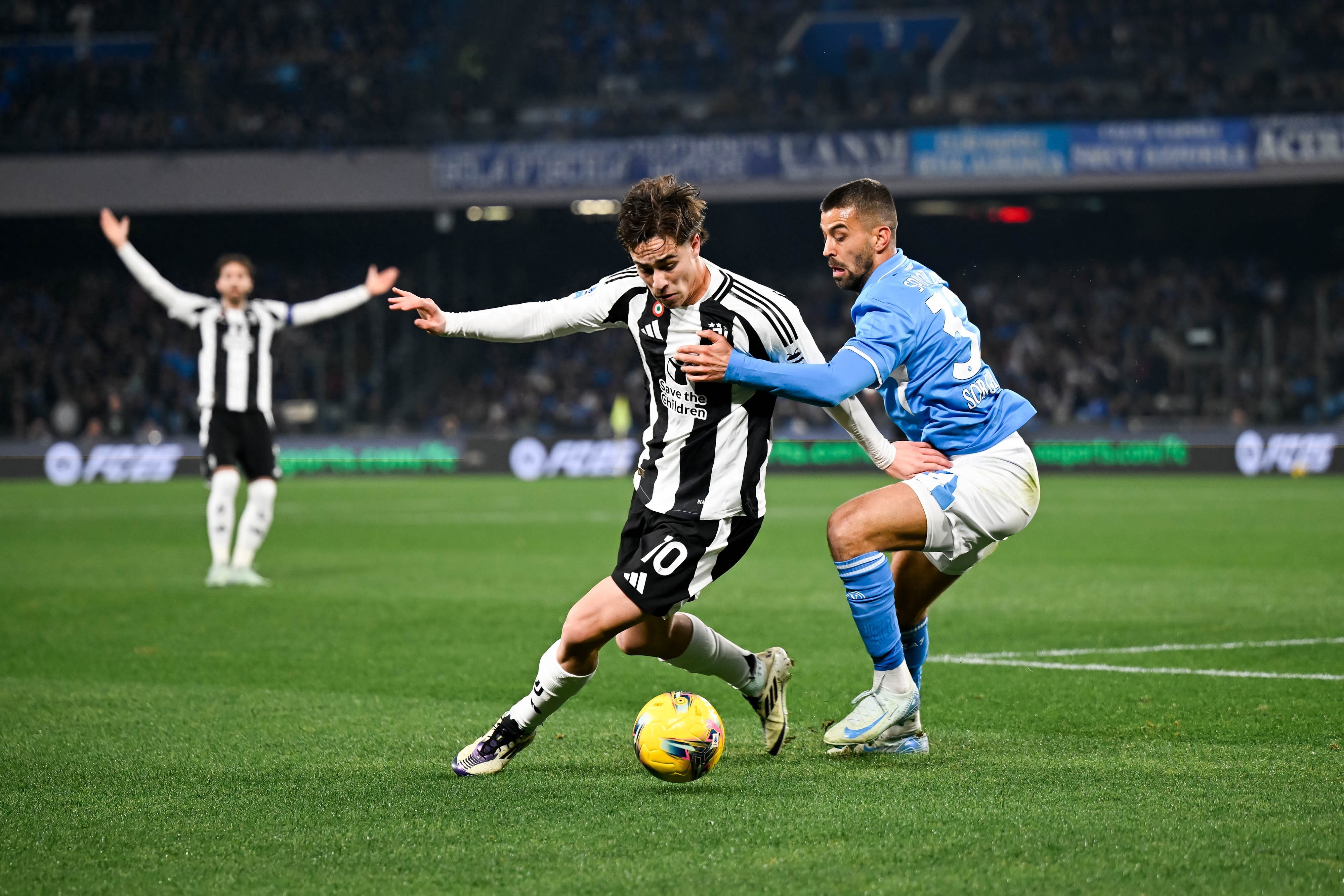 尤文图斯训练开放日，赛后扳平良机引欢呼，西甲在即，临场指挥获称赞(尤文图斯对拉齐奥集锦)-牛牛网页版